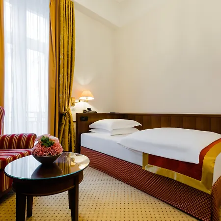 Otel Excelsior Ernst Am Dom