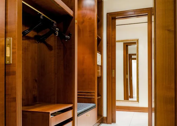 فندق إكسيلسيور إيرنيست أم دوم