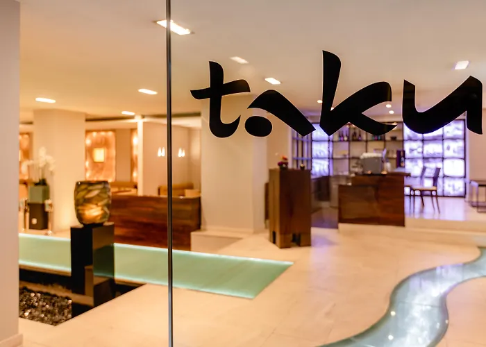 فندق إكسيلسيور إيرنيست أم دوم