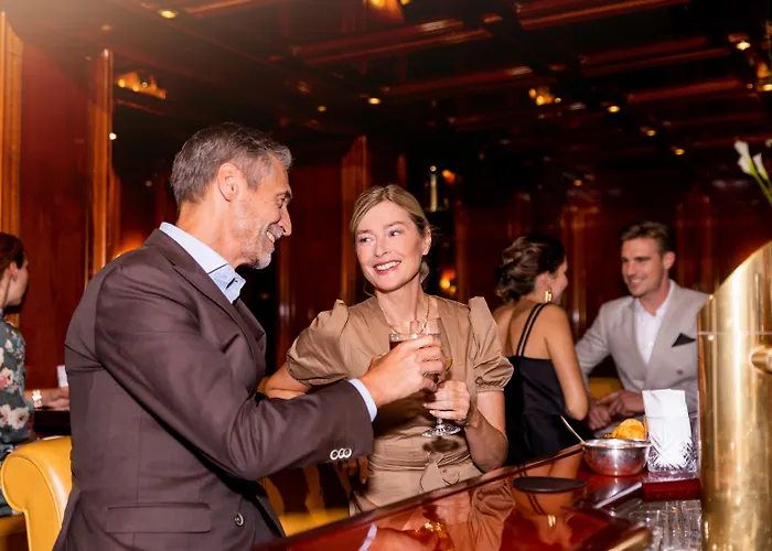 إكسيلسيور إيرنيست أم دوم 5* كولونيا