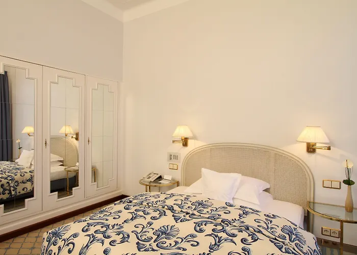 إكسيلسيور إيرنيست أم دوم 5*