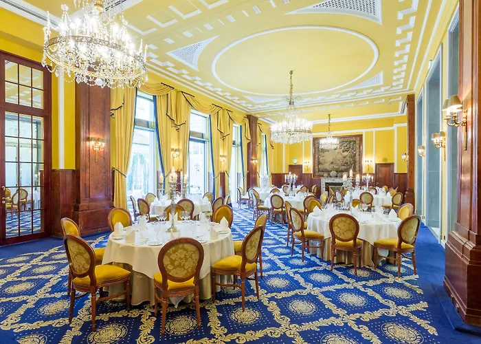 إكسيلسيور إيرنيست أم دوم فندق