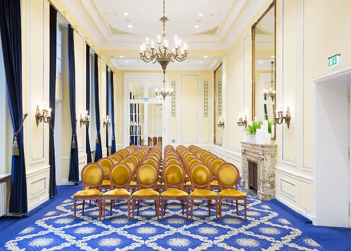 إكسيلسيور إيرنيست أم دوم فندق كولونيا