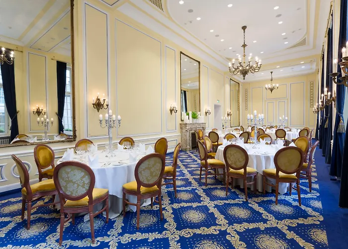 Excelsior Ernst Am Dom 5*