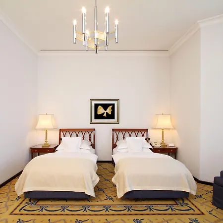 Hotel Excelsior Ernst Am Dom 5*