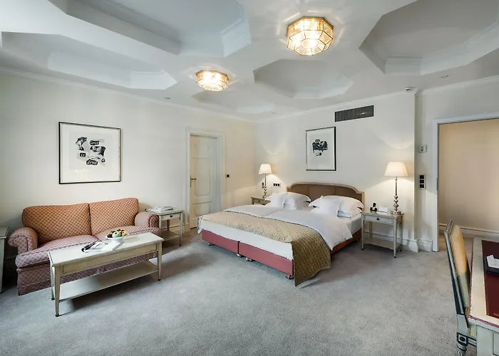 Excelsior Ernst Am Dom Hotel 5*