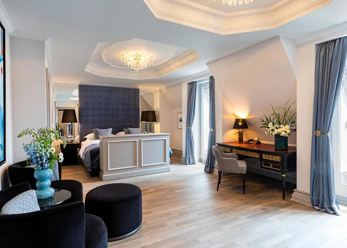 Excelsior Ernst Am Dom Hotel 5*